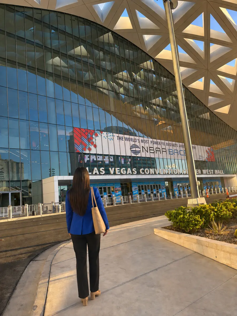 Walking up to NBAA-BACE at the Las Vegas Convention Center West Hall